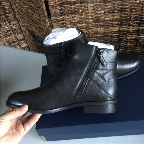 COLE HAAN - Picture 4 of 16